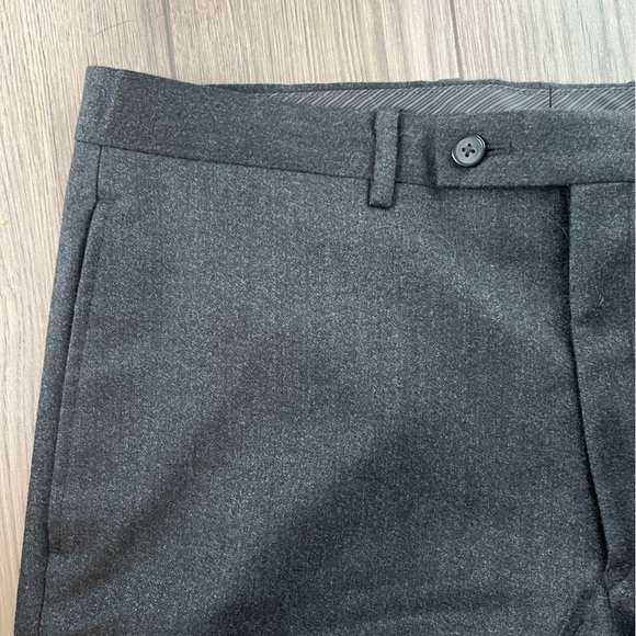 Calvin Klein Gray Flannel Suit 100% Wool 2-Piece 40L - Picture 10 of 10